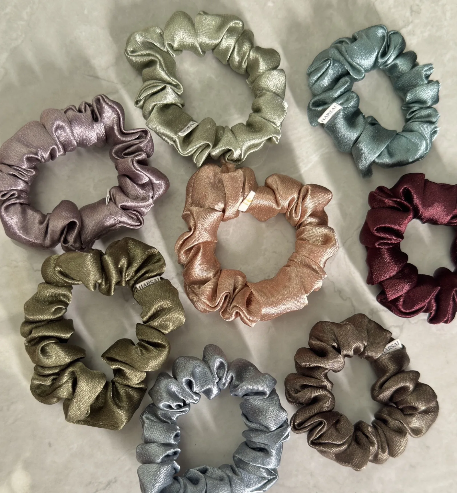 Silk Scrunchies Regular in Size Small